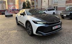 تۆیۆتا کراون